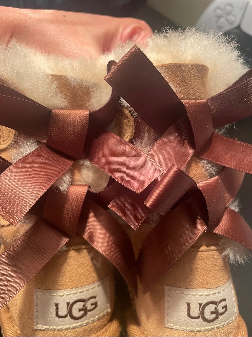 UGG Kids Bow-Back Boots - Chestnut with Cream Cuff